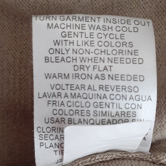 WOMEN'S JOSEPH A. Pullover V-Neck Sweater; 3/4 Sleeves; Fringe; Size Medium - Picture 5 of 5